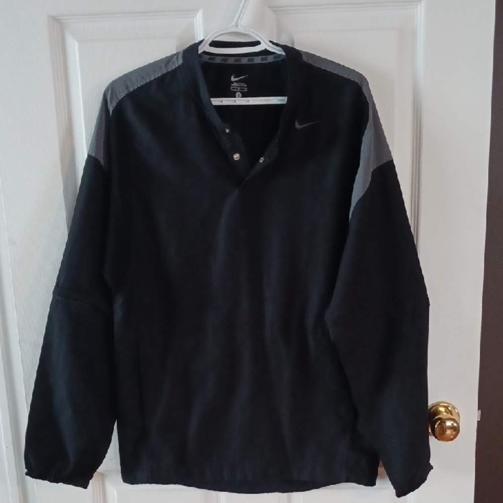 Nike Men's Black and Gray Baseball Warm Up Pull Over